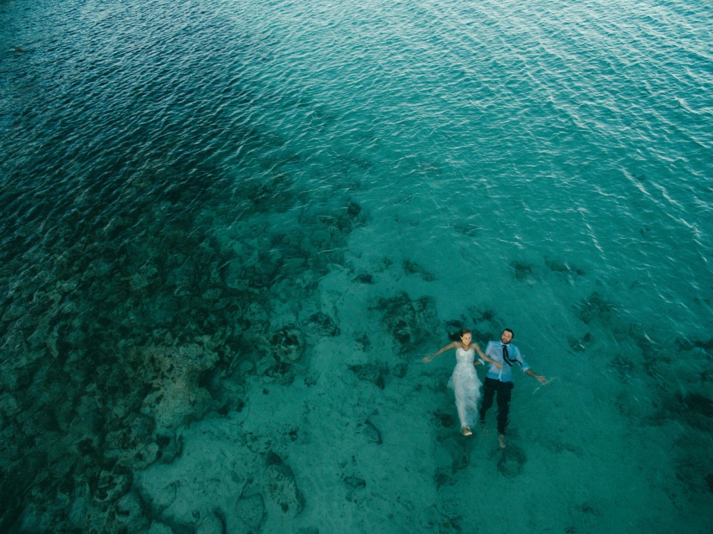 Matt_Michelle_Underwater_Trash The Dress_Destination_Wedding Photography-91