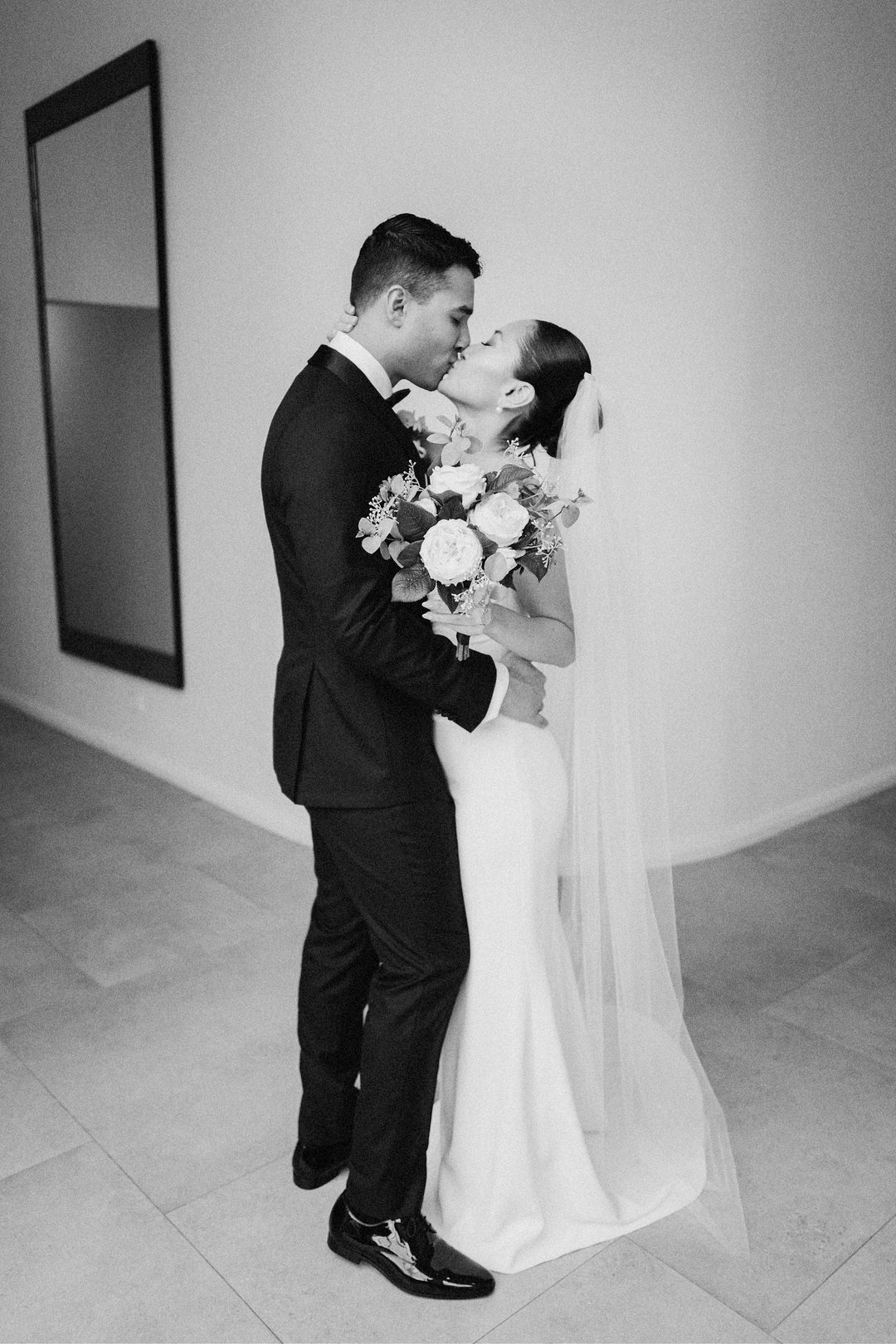 Black and white Margaret River elopement photography of Amelia and Brandon