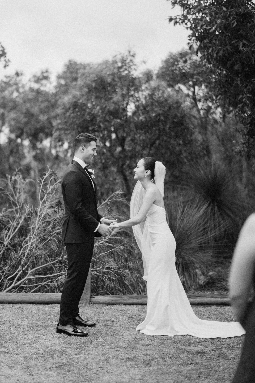 Black and white Margaret River elopement photography of Amelia and Brandon