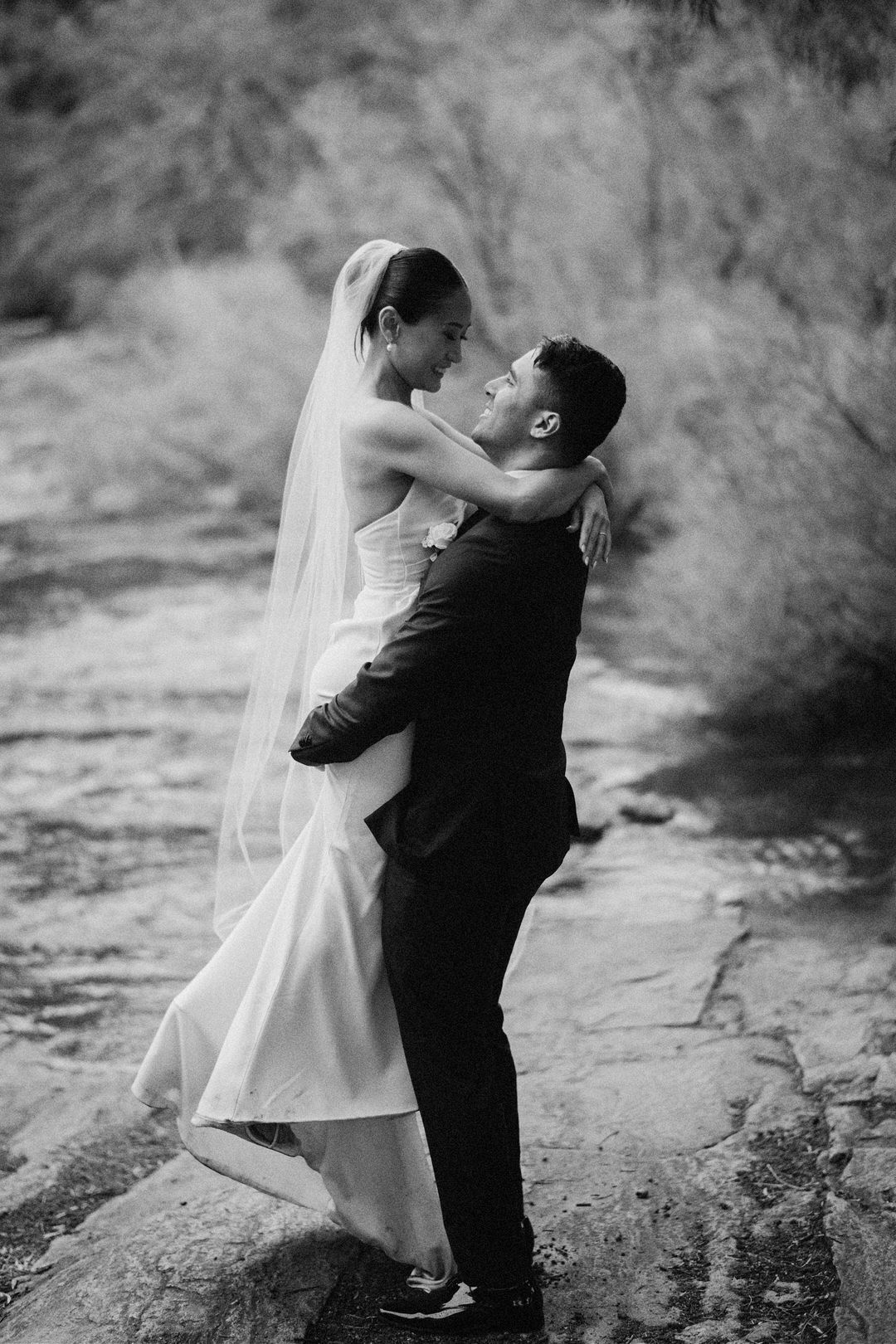 Black and white Margaret River elopement photography of Amelia and Brandon