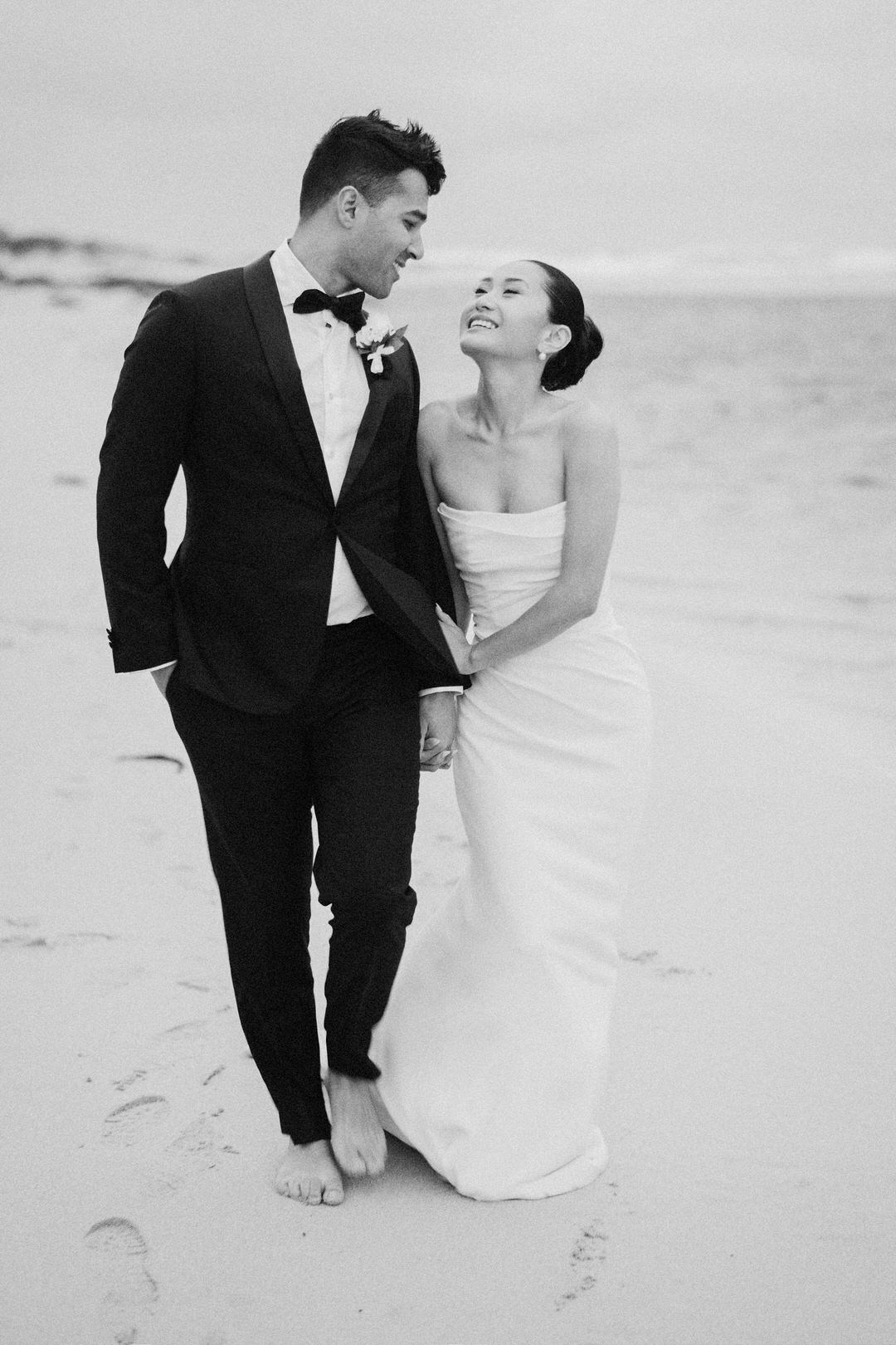 Black and white Margaret River elopement photography of Amelia and Brandon