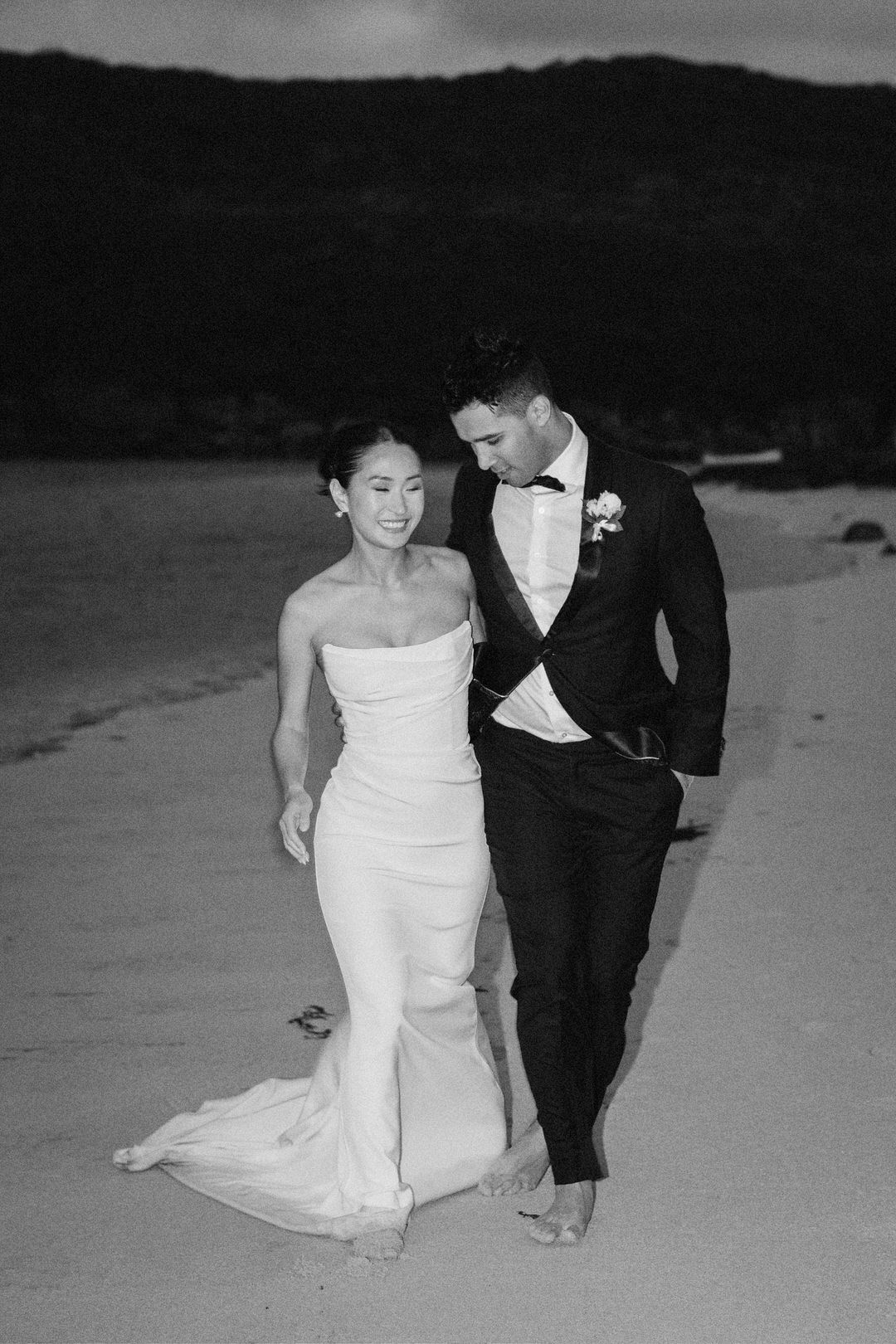 Black and white Margaret River elopement photography of Amelia and Brandon